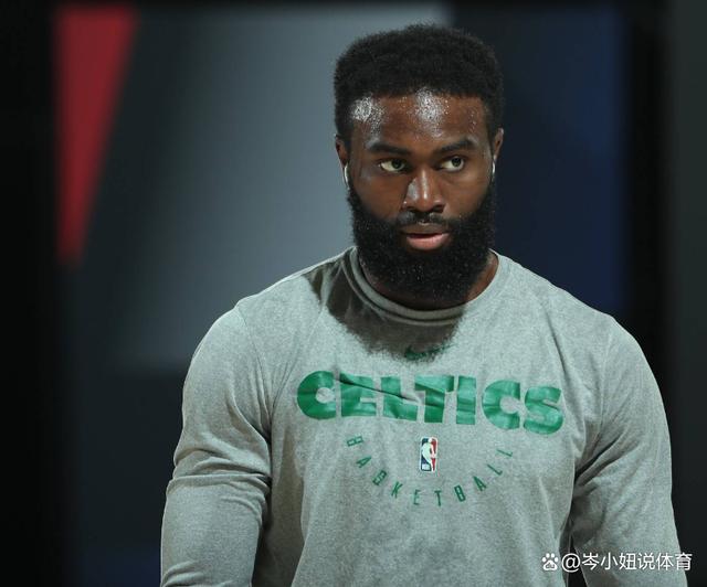 皇马双星闪耀圣马梅斯！库尔图瓦姆巴佩演绎不可阻挡与不可动摇（圣马梅斯见证皇马双核爆发：库尔图瓦稳如磐石，姆巴佩势不可当）