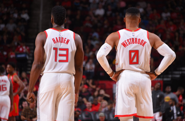 莱万多夫斯基和格策今晚要碰面了（莱万多夫斯基与格策今夜赛场相逢）