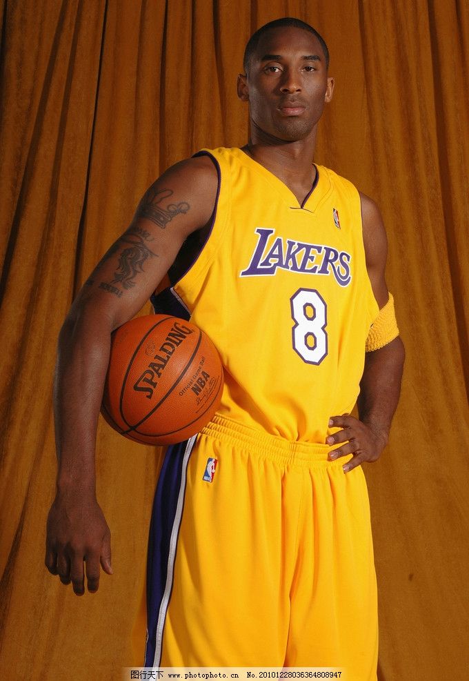 德天空：拜仁关注U17世界杯射手王约翰内斯-莫泽（德天空：拜仁正在考察U17世界杯金靴约翰内斯-莫泽）