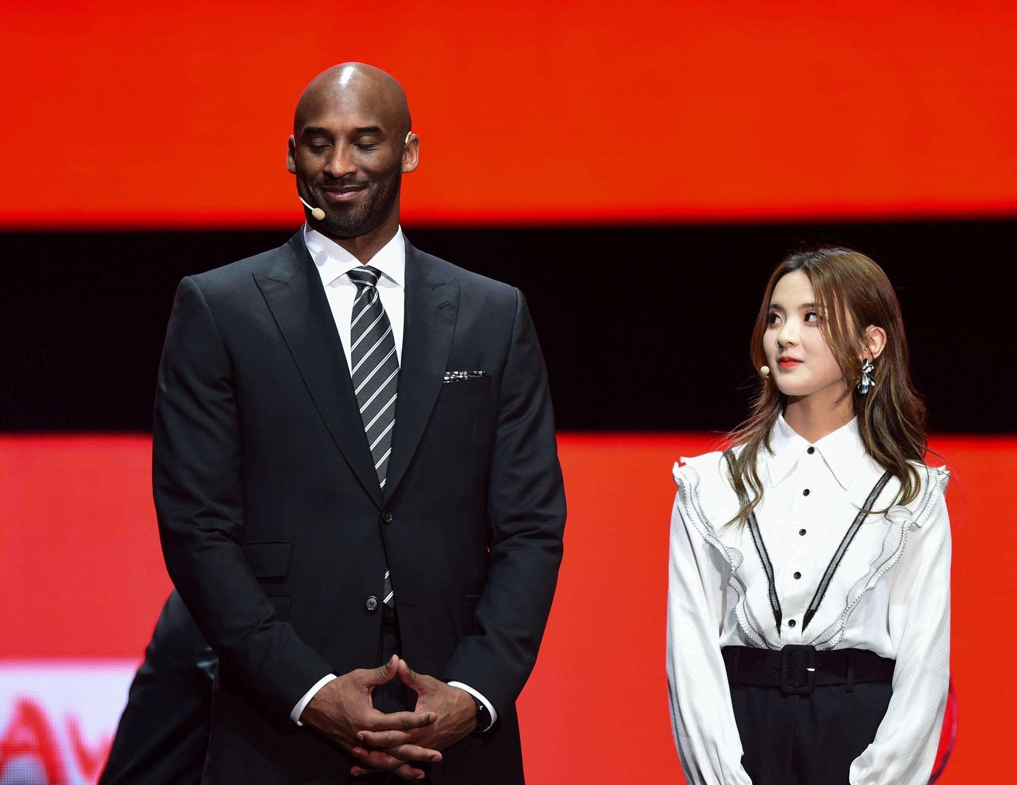 图片报：法比奥-席尔瓦渴望参加世界杯，正推动冬窗离开多特（图片报：为争世界杯席位，法比奥-席尔瓦正推动冬窗离开多特蒙德）