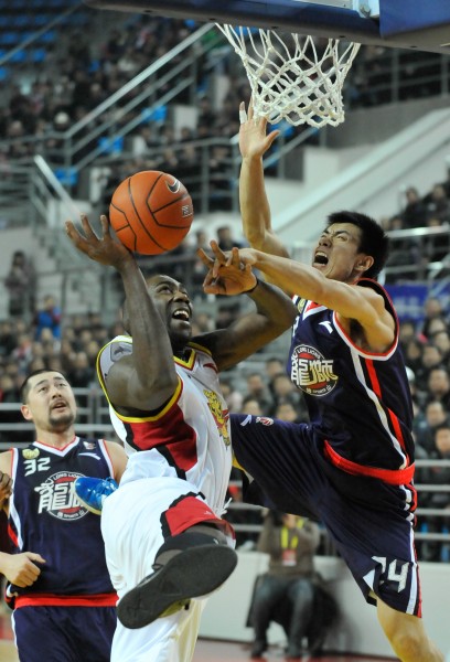 齐沃：我考虑的是队内球员而不是转会市场；满意迪乌夫的表现（齐沃：更看重队内挖潜而非转会引援，对迪乌夫的表现感到满意）