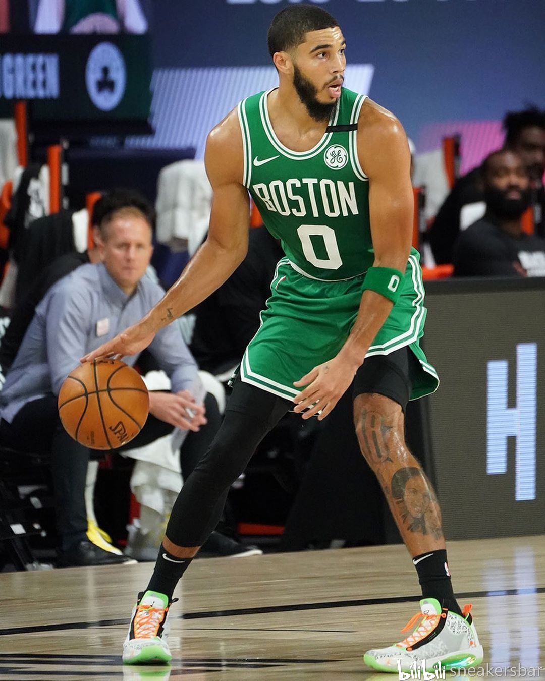 内马尔深谙 内马尔深谙