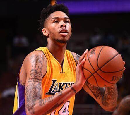 并与梅西 并与梅西